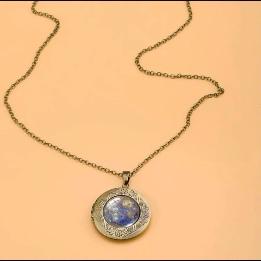 𝅺planet‎ Mercury Locket Necklace. New